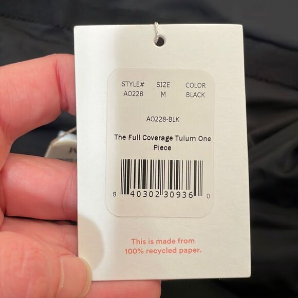 Andie The Full Coverage Tulum One Piece Swimsuit Black Size M NWT - Picture 5 of 7